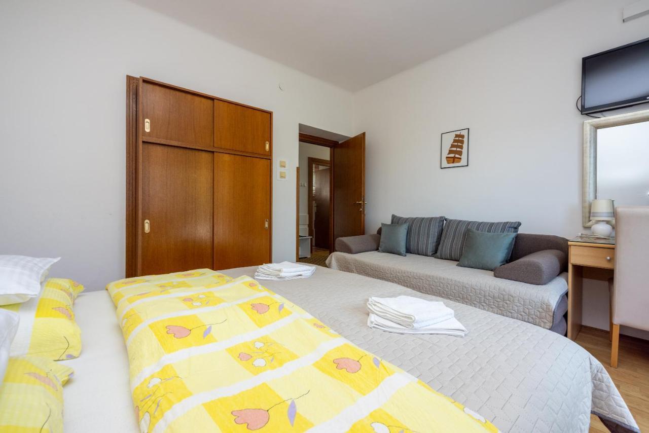 Zupan Appartement Crikvenica Buitenkant foto